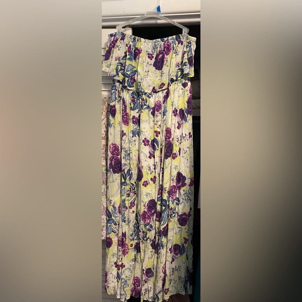 Torrid Maxi Dress sz 2 (Plus)